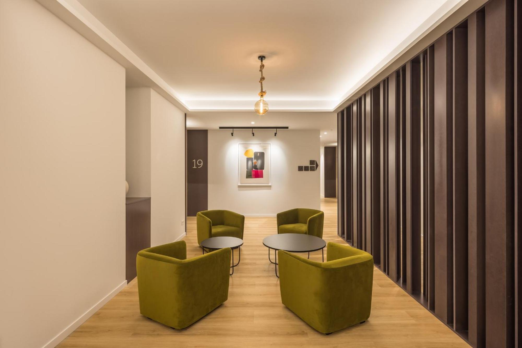 Mon Suites Jardin De Ayora Valencia Bagian luar foto