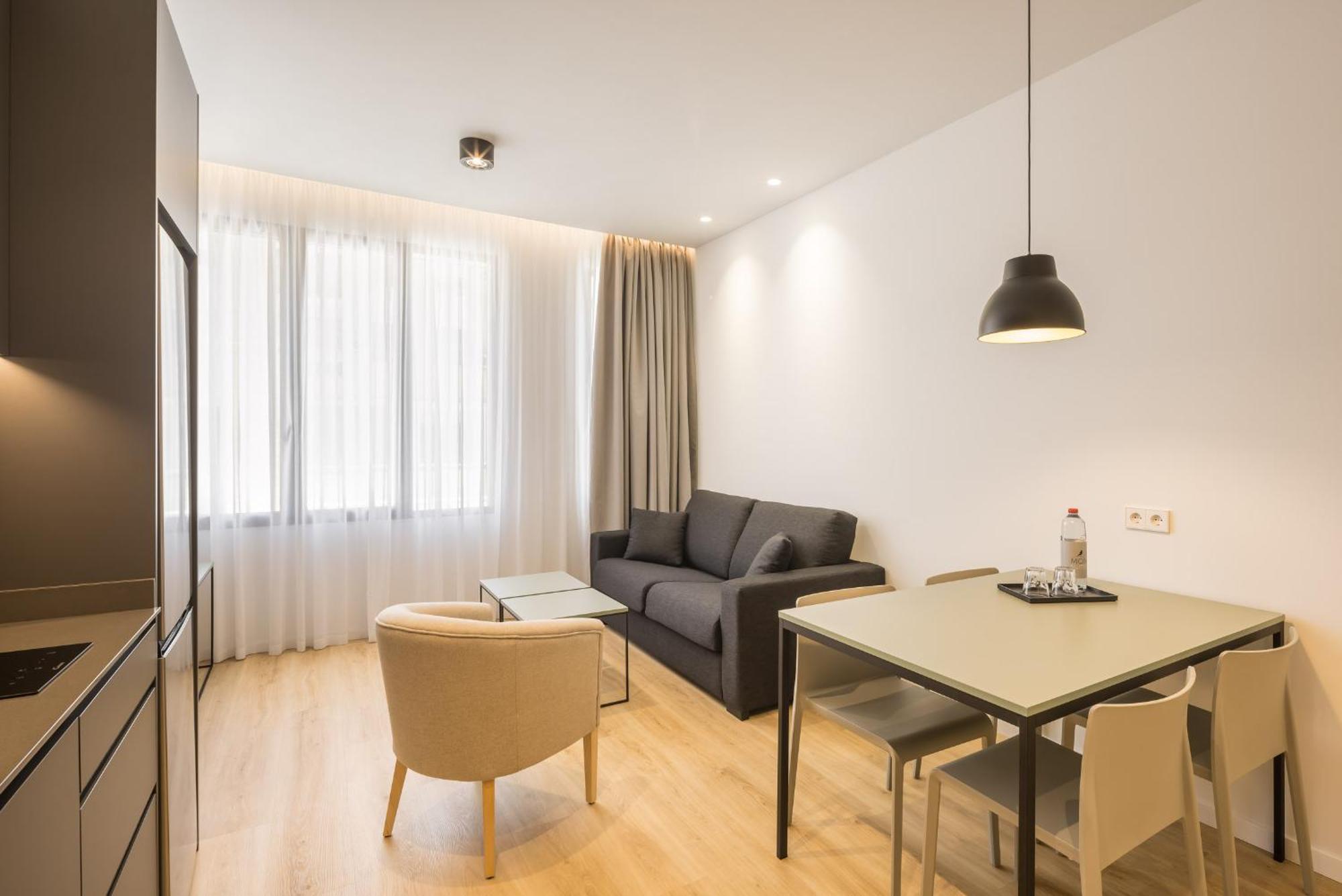 Mon Suites Jardin De Ayora Valencia Ruang foto
